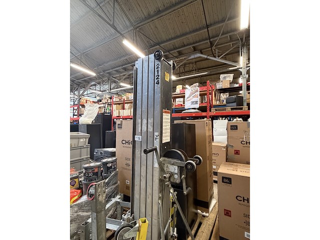 Materiaallift/plateaulift tot 7,5 meter hoog sumner, model 2124 - afbeelding 5 van  10
