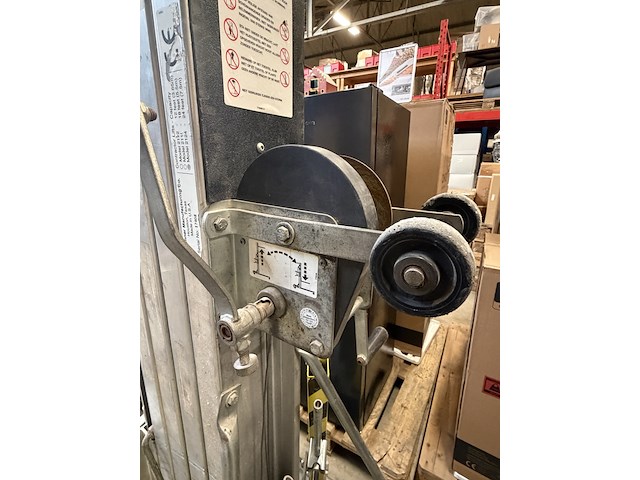 Materiaallift/plateaulift tot 7,5 meter hoog sumner, model 2124 - afbeelding 8 van  10