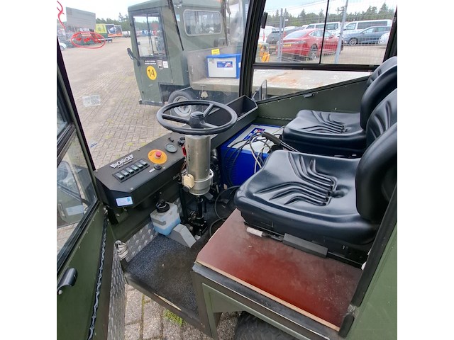 Materiaaltrekker met laadstation, apollo, 4-et-2000, 2000 - afbeelding 9 van  24
