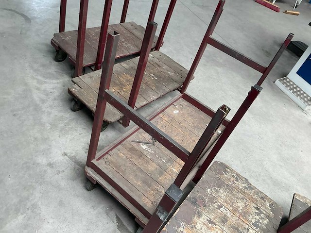 Materiaalwagen divers (6x) - afbeelding 1 van  3