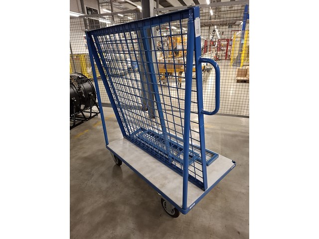 Materiaalwagen fetra - afbeelding 1 van  5