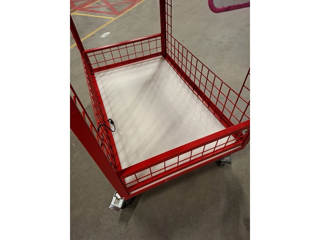 Materiaalwagen - afbeelding 4 van  4