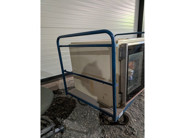 Materiaalwagen - afbeelding 4 van  4