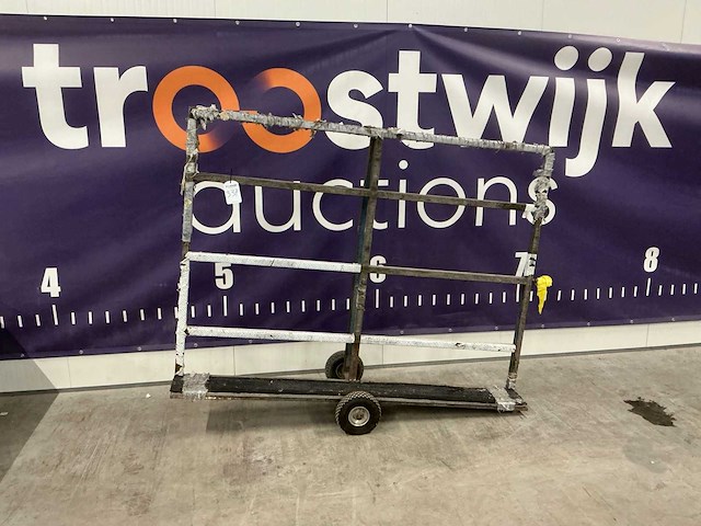 Materiaalwagen - afbeelding 2 van  6
