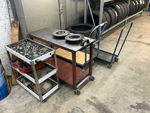Materialenwagen (4x) - afbeelding 1 van  3