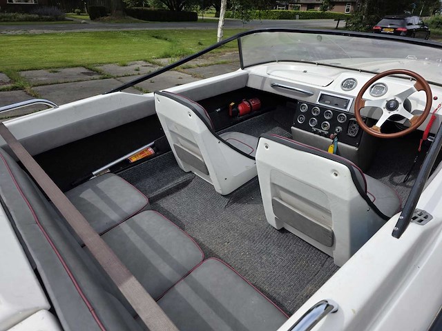 Mator - speedboot 130 pk inboard met trailer - afbeelding 7 van  39