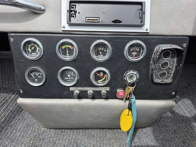Mator - speedboot 130 pk inboard met trailer - afbeelding 8 van  39