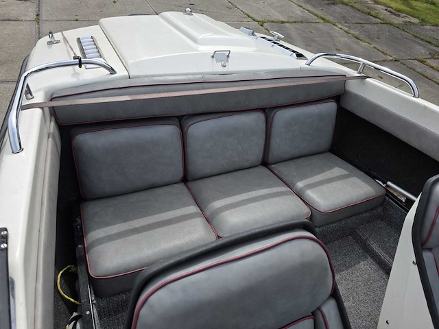 Mator - speedboot 130 pk inboard met trailer - afbeelding 10 van  39