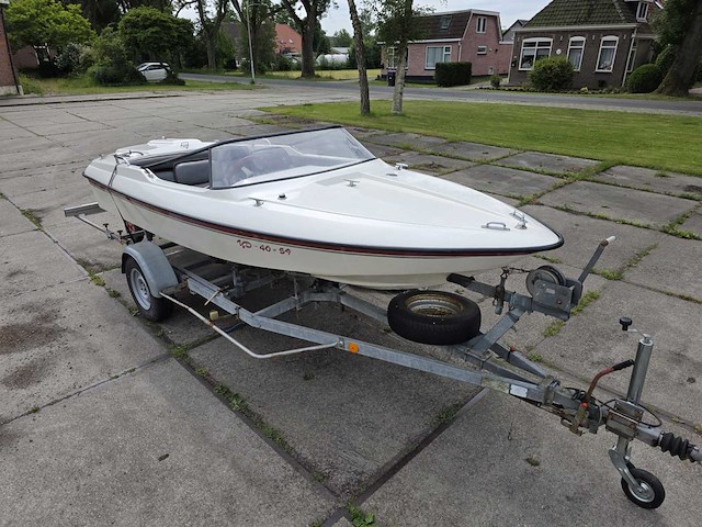 Mator - speedboot 130 pk inboard met trailer - afbeelding 29 van  39