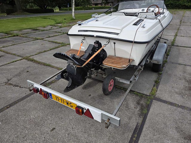 Mator - speedboot 130 pk inboard met trailer - afbeelding 35 van  39