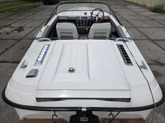 Mator - speedboot 130 pk inboard met trailer - afbeelding 38 van  39