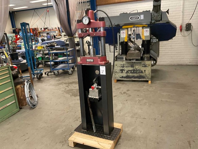 Matra-werke 4625 handpers - afbeelding 1 van  4