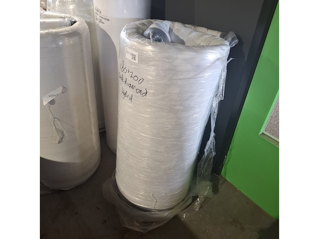 Matras emma, cool diamond hybrid | 180x200 cm | scheurtje in de tijk - afbeelding 1 van  6