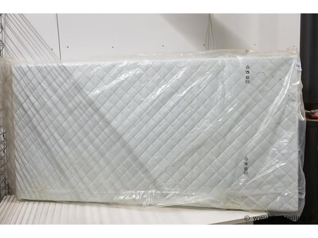 Matras - afbeelding 1 van  1