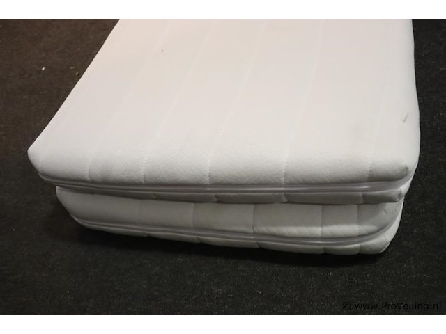 Matrassen - 2 stuks - afbeelding 2 van  3
