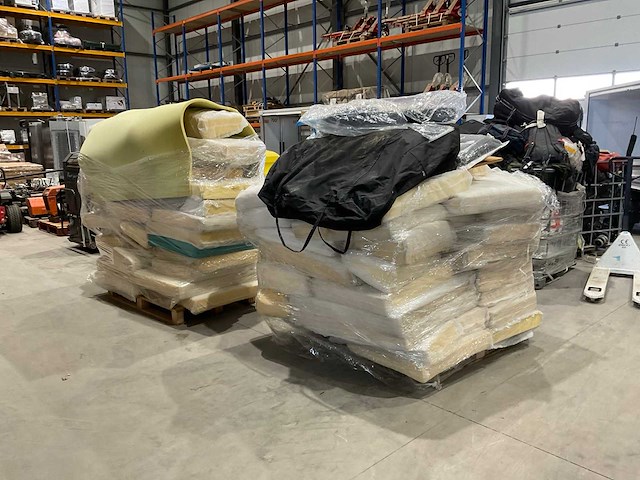 Matrassen - afbeelding 1 van  8