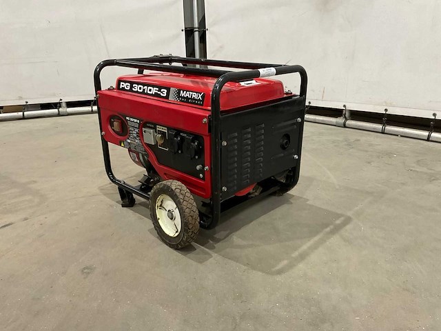 Matrix - pg 3010f-3 - generator - afbeelding 1 van  10