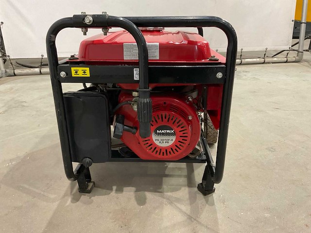Matrix - pg 3010f-3 - generator - afbeelding 7 van  10