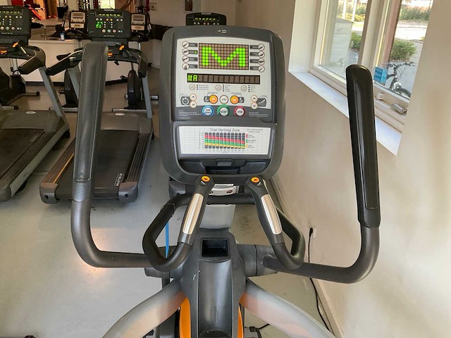 Matrix a-3x-02-c crosstrainer - afbeelding 2 van  5