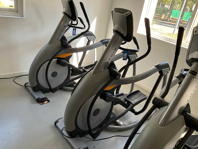 Matrix a-3x-02-c crosstrainer - afbeelding 2 van  4