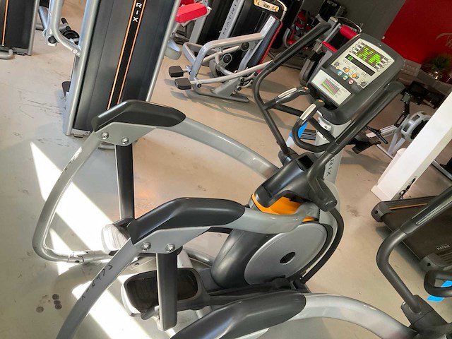 Matrix a-3x-02-c crosstrainer - afbeelding 1 van  4