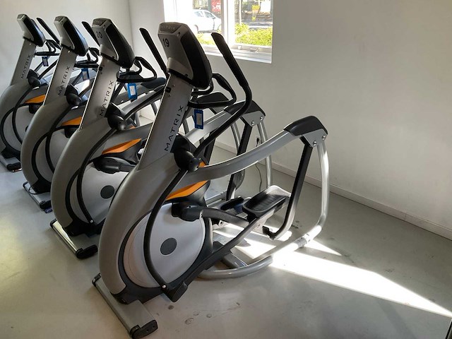 Matrix a-3x-02-c crosstrainer - afbeelding 2 van  4