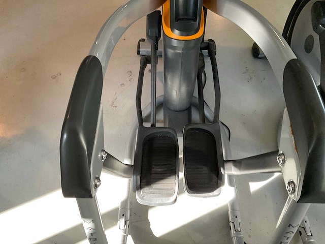 Matrix a-3x-02-c crosstrainer - afbeelding 4 van  4