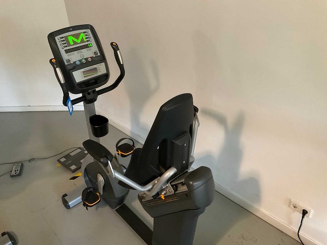 Matrix hure-3x-01-c spinningbike - afbeelding 1 van  3