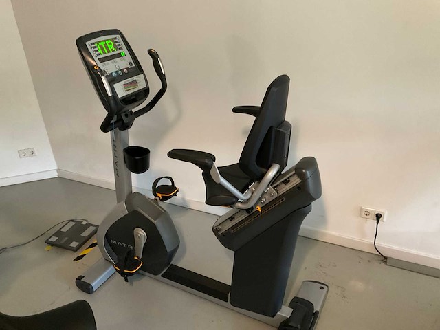 Matrix hure-3x-01-c spinningbike - afbeelding 2 van  3