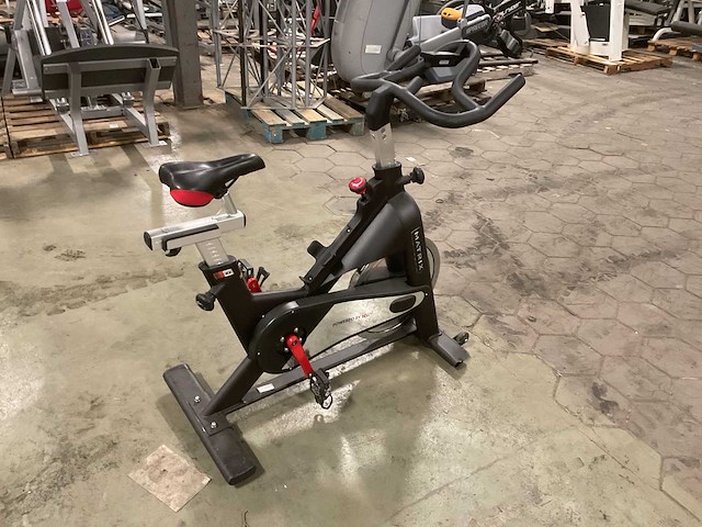 Matrix ic2 spinningbike - afbeelding 1 van  7