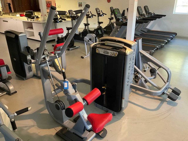 Matrix lat pull down - afbeelding 1 van  3