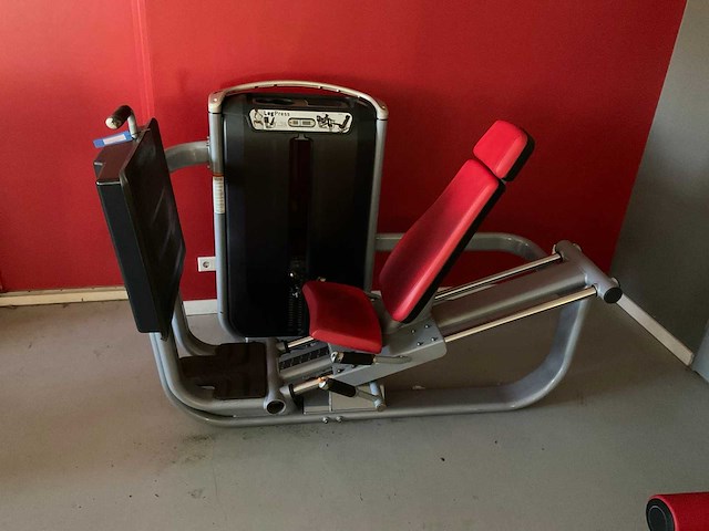 Matrix leg press - afbeelding 1 van  4