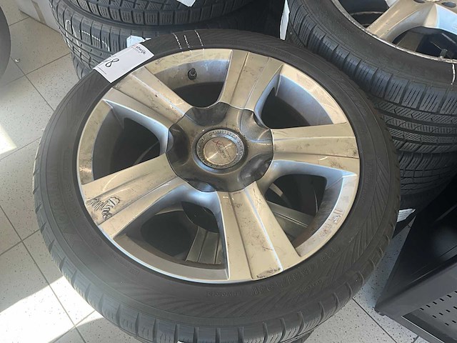 Matrix lichtmetalen velgen 17inch - afbeelding 1 van  1