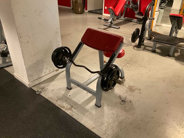 Matrix preacher curl bank - afbeelding 2 van  4