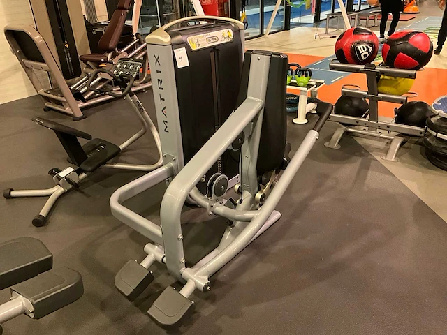 Matrix triceps press - afbeelding 1 van  6