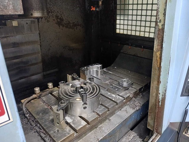 Matsuura - 2003 - v plus 800 - cnc freesmachine - afbeelding 21 van  25