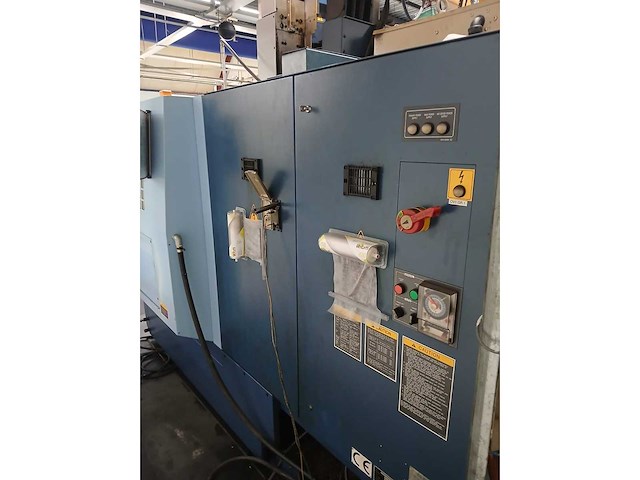 Matsuura - 2003 - v plus 800 - cnc freesmachine - afbeelding 23 van  25