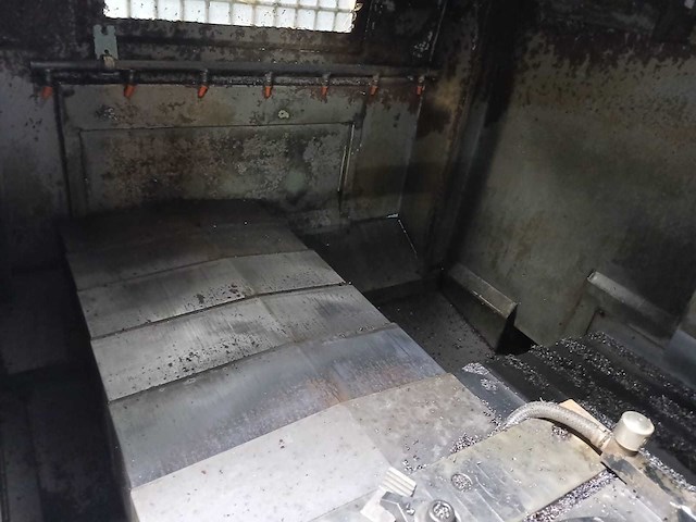 Matsuura - 2003 - v plus 800 - cnc freesmachine - afbeelding 25 van  25