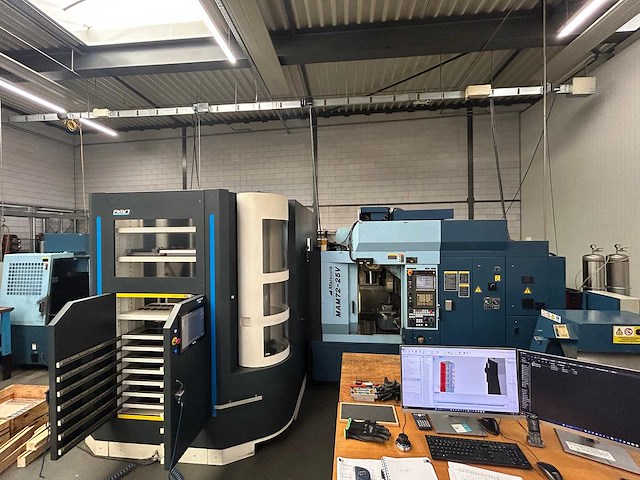 Matsuura _ yaskawa - 2004-2016 - mam72-25v _ dx 200 - verticale machinecentra - afbeelding 6 van  56