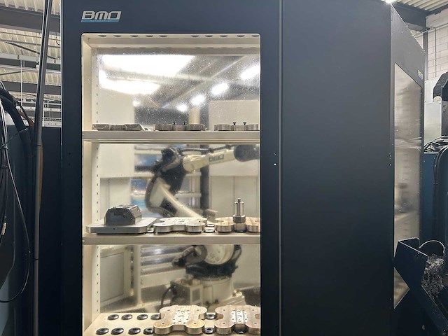 Matsuura _ yaskawa - 2004-2016 - mam72-25v _ dx 200 - verticale machinecentra - afbeelding 29 van  56