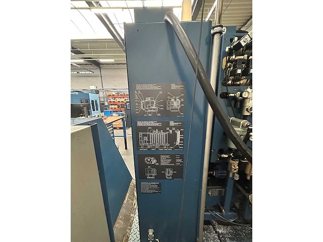 Matsuura _ yaskawa - 2004-2016 - mam72-25v _ dx 200 - verticale machinecentra - afbeelding 39 van  56
