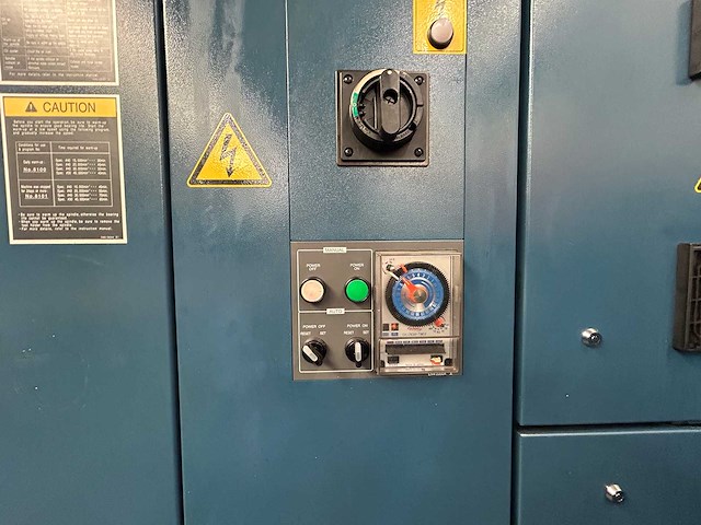 Matsuura _ yaskawa - 2004-2016 - mam72-25v _ dx 200 - verticale machinecentra - afbeelding 13 van  45