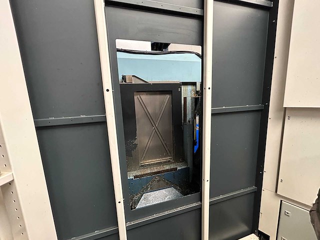 Matsuura _ yaskawa - 2004-2016 - mam72-25v _ dx 200 - verticale machinecentra - afbeelding 27 van  45