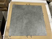 Matt grey 600x600 vloertegel 42m² - afbeelding 1 van  9
