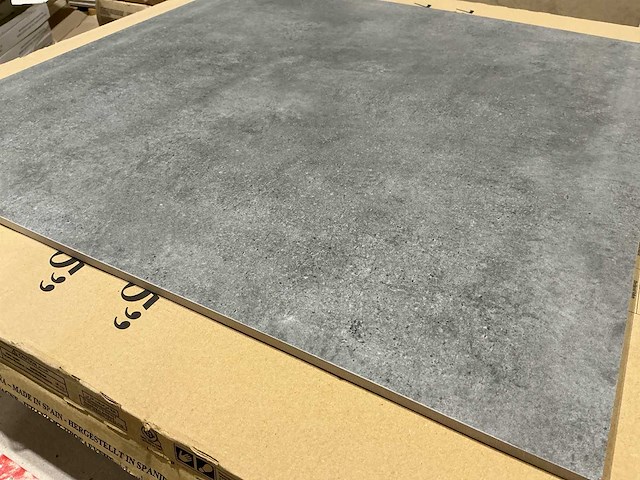 Matt grey 600x600 vloertegel 42m² - afbeelding 5 van  9