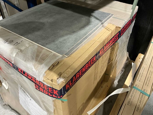 Matt grey 600x600 vloertegel 42m² - afbeelding 9 van  9