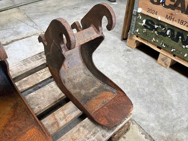 Matt nielen bb-klo-220 graafbak - afbeelding 1 van  4