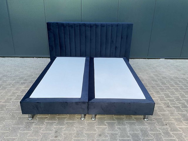 Matt sleep velvet blauw 200x180 - bed - afbeelding 12 van  17