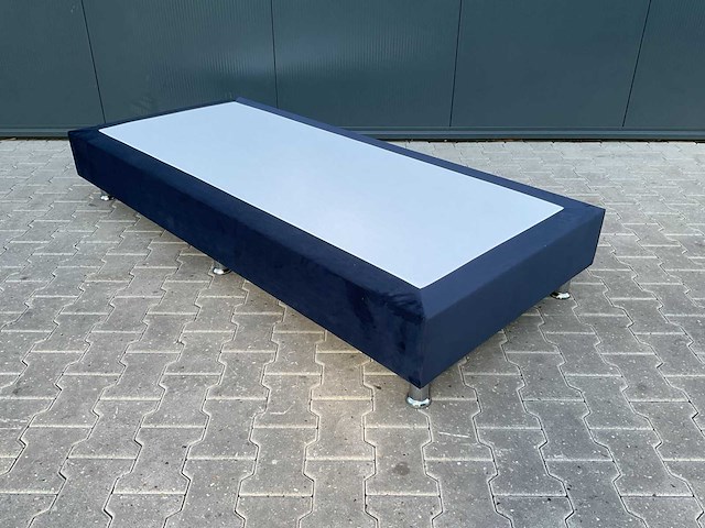 Matt sleep velvet blauw 200x180 - bed - afbeelding 14 van  17