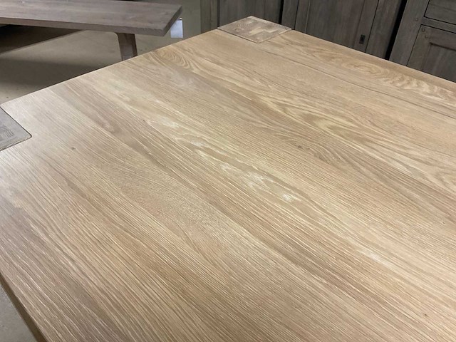Maud eetkamertafel - afbeelding 9 van  9